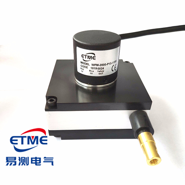 拉绳位移传感器（螺纹安装型）EFM型