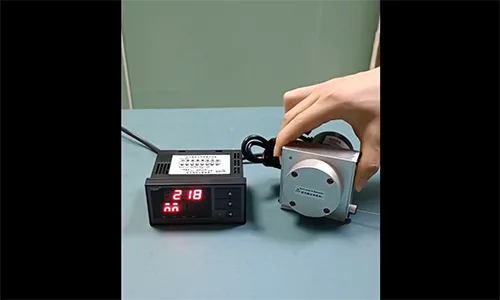 拉绳位移传感器使用演示