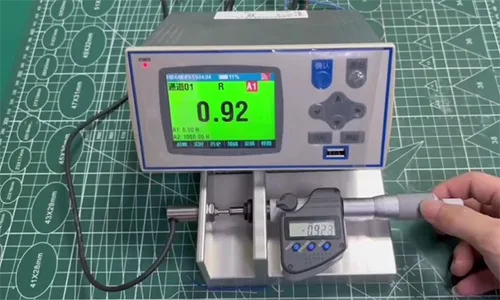 FCD12 微型电感回弹式位移传感器（量程4mm）演示视频